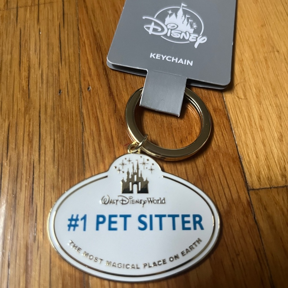 Disney #1 Pet Sitter Keychain - White & Gold